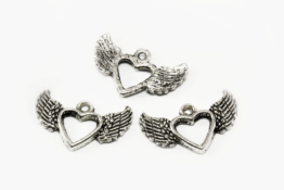 Anhänger Herz mit Engelsflügel, 20 x 12 mm, 8 Stück