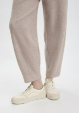 hessnatur Damen Court Sneaker aus chromfrei gegerbtem Leder - weiß Größe 37